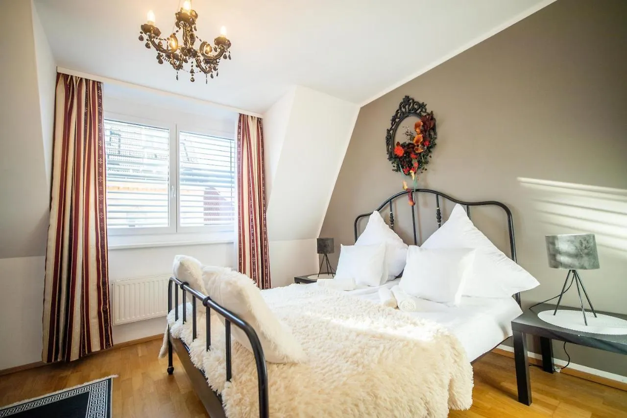 Room4Art Apartments Nr.6 In Center Air-Conditioned Vienna Austria